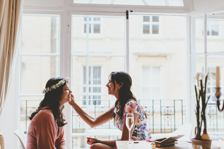 Relaxed Fun Rustic Countryside Barn Wedding http://www.paulunderhill.com/