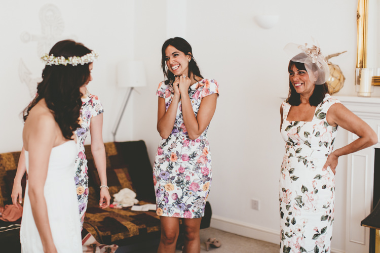 Relaxed Fun Rustic Countryside Barn Wedding http://www.paulunderhill.com/
