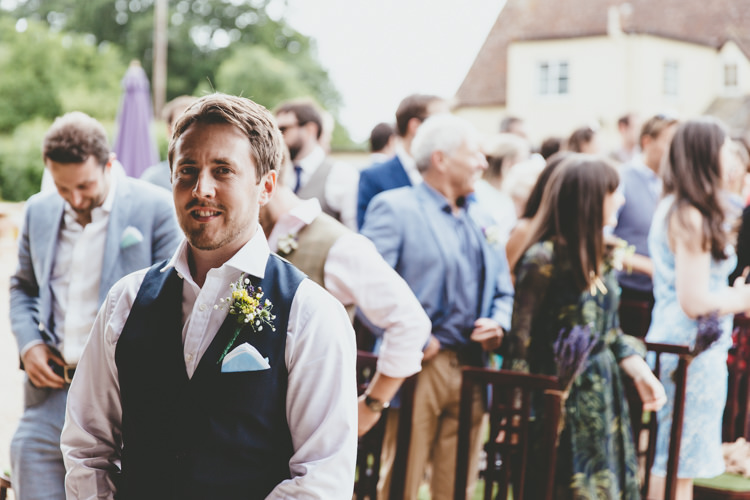 Relaxed Fun Rustic Countryside Barn Wedding http://www.paulunderhill.com/