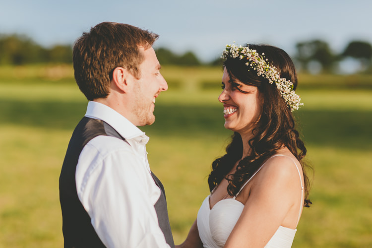 Relaxed Fun Rustic Countryside Barn Wedding http://www.paulunderhill.com/