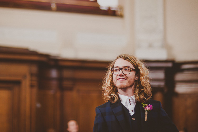 Street Party London Spring Flower Wedding http://www.modernvintageweddings.com/
