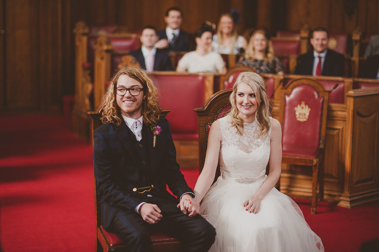 Street Party London Spring Flower Wedding http://www.modernvintageweddings.com/