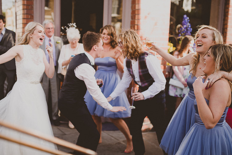 Street Party London Spring Flower Wedding http://www.modernvintageweddings.com/