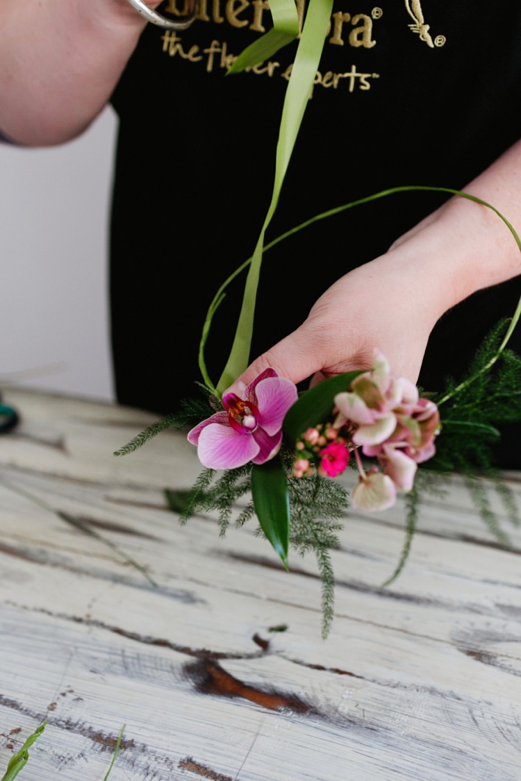 DIY Flower Crown Tutorial Bride Bridal Wedding Hair