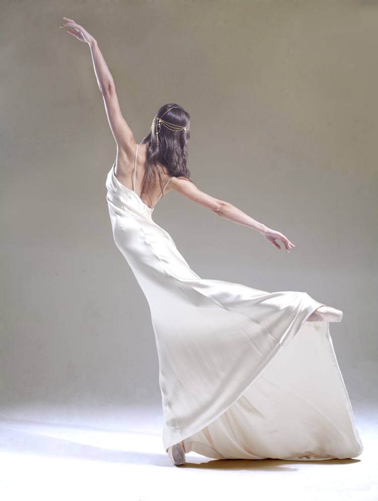 Sabina Motasem 2016 ' En Pointe' Collection Elsa
