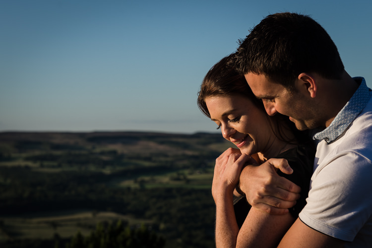 Stunning Sunset Ilkley Moor Engagement http://avenuewhitephotography.com/