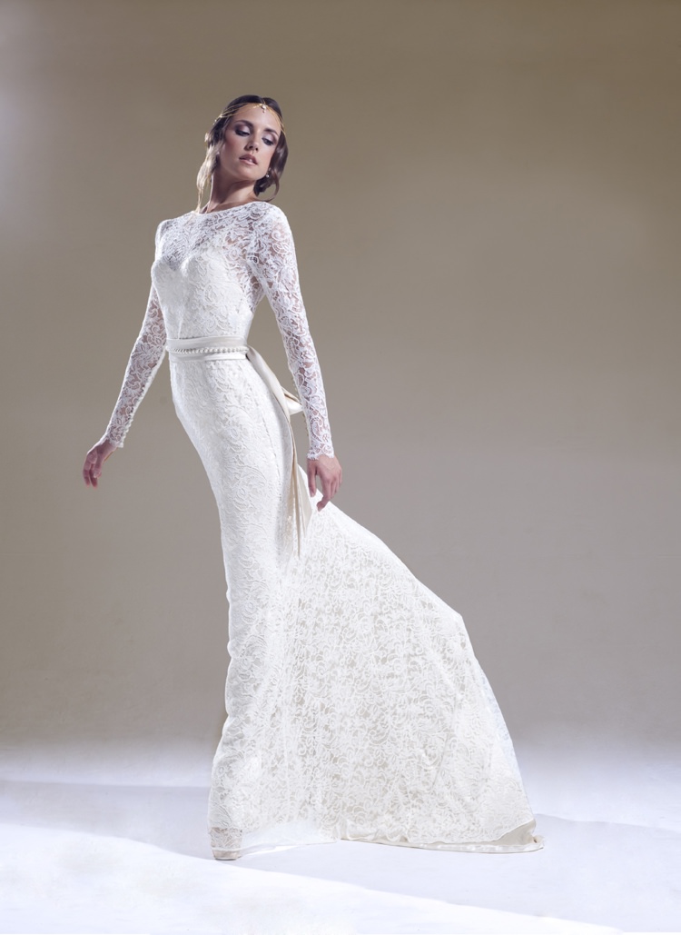 Sabina Motasem 2016 ' En Pointe' Collection Mistinguett Sleeves 