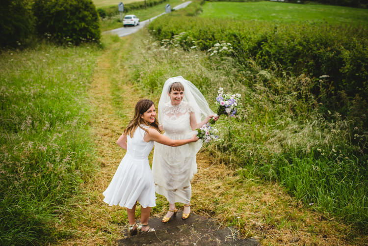 Rustic Country Marquee Foliage Gingham Wedding http://www.sophieduckworthphotography.com/