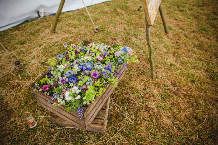 Crate Flowers Rustic Country Marquee Foliage Gingham Wedding http://www.sophieduckworthphotography.com/