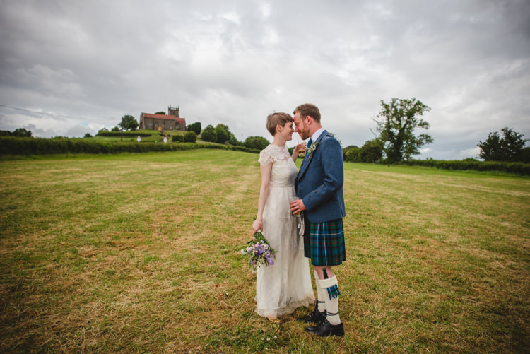 Rustic Country Marquee Foliage Gingham Wedding http://www.sophieduckworthphotography.com/