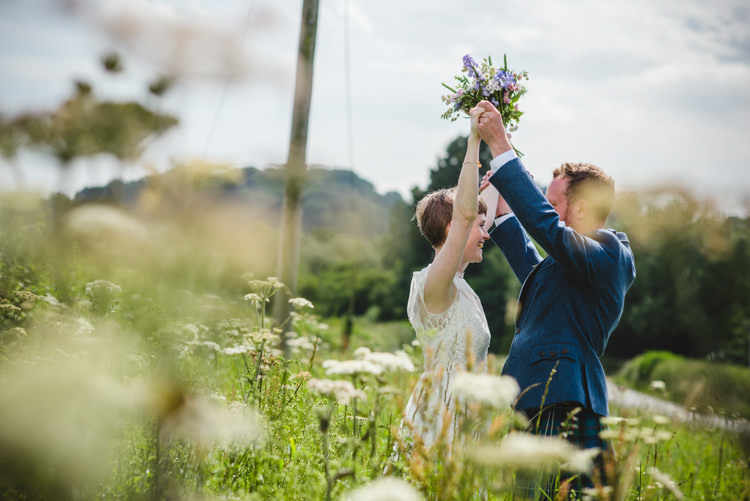 Rustic Country Marquee Foliage Gingham Wedding http://www.sophieduckworthphotography.com/
