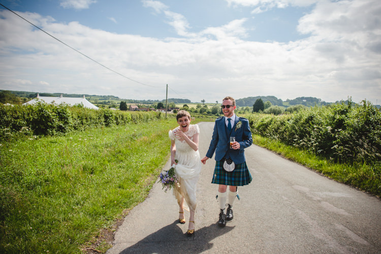 Rustic Country Marquee Foliage Gingham Wedding http://www.sophieduckworthphotography.com/