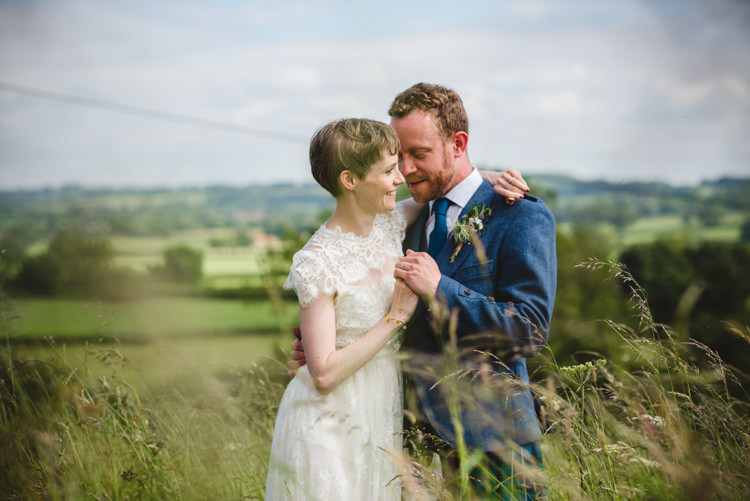 Rustic Country Marquee Foliage Gingham Wedding http://www.sophieduckworthphotography.com/