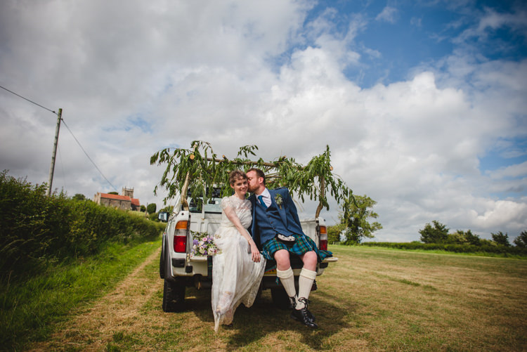 Rustic Country Marquee Foliage Gingham Wedding http://www.sophieduckworthphotography.com/