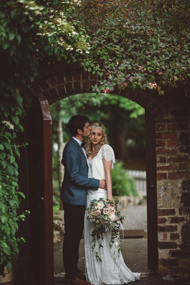 Whimsical Boho Woodland Wedding http://katmervynphotography.com/