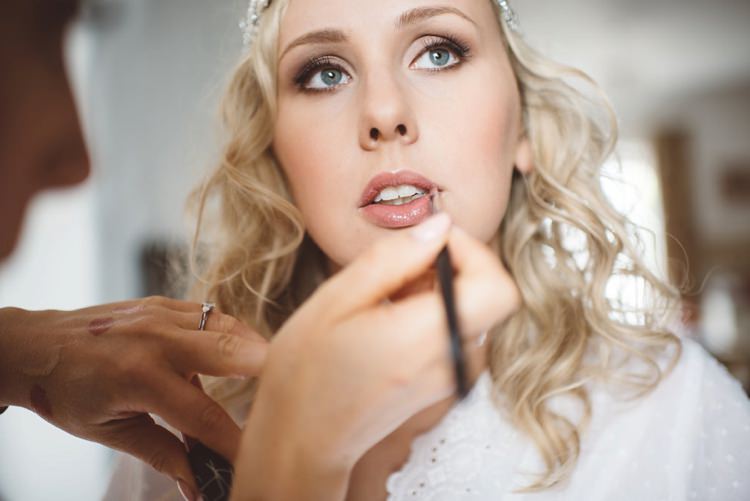 Bride Bridal Make Up Beauty Natural Whimsical Boho Woodland Wedding http://katmervynphotography.com/