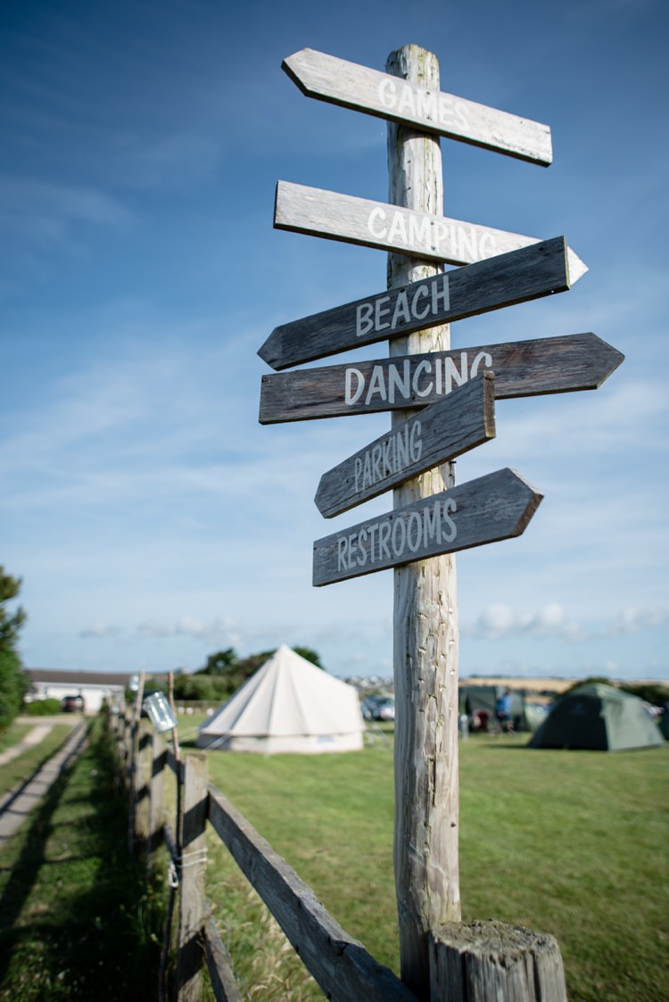 Wooden Sign Post Beautiful Country Barn Relaxed Family Wedding http://hollybobbins.com/