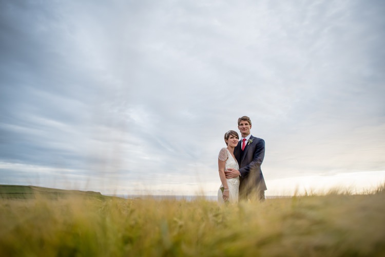 Beautiful Country Barn Relaxed Family Wedding http://hollybobbins.com/
