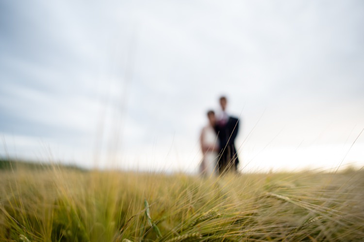 Beautiful Country Barn Relaxed Family Wedding http://hollybobbins.com/