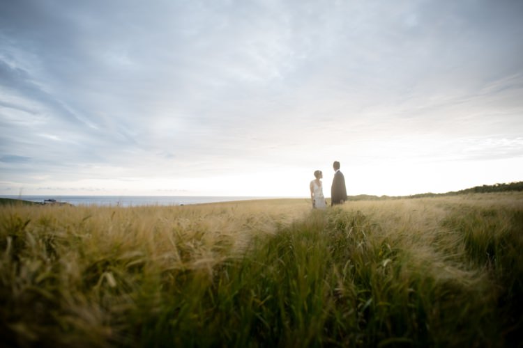 Beautiful Country Barn Relaxed Family Wedding http://hollybobbins.com/