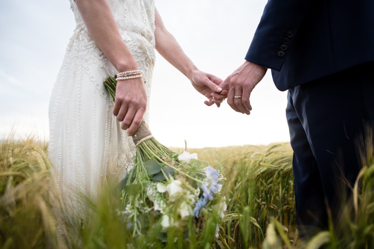 Beautiful Country Barn Relaxed Family Wedding http://hollybobbins.com/