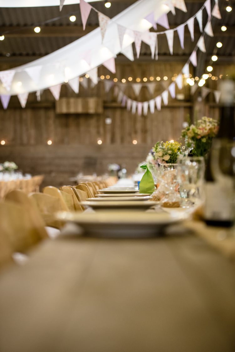 Bunting Beautiful Country Barn Relaxed Family Wedding http://hollybobbins.com/
