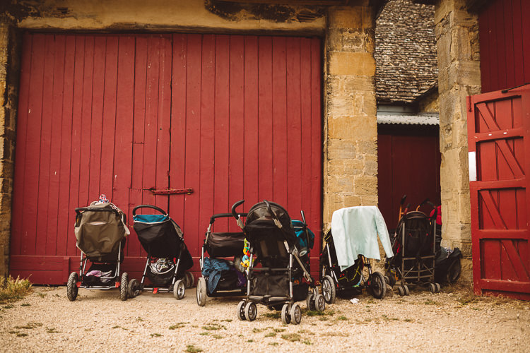 Eclectic Fun Festival Farm Fete Wedding http://www.pottersinstinctphotography.co.uk/