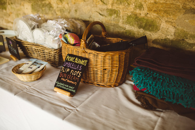Blankets Flip Flops Suncream Eclectic Fun Festival Farm Fete Wedding http://www.pottersinstinctphotography.co.uk/