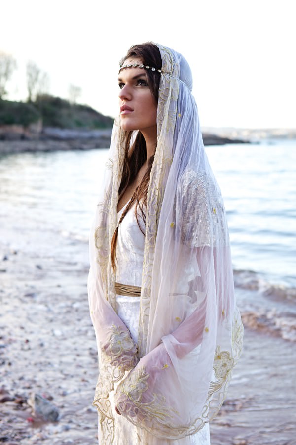 Juliet Lace Cap Veil Vintage Wedding Bride Bridal Ideas Inspiration http://elizabetharmitage.com/