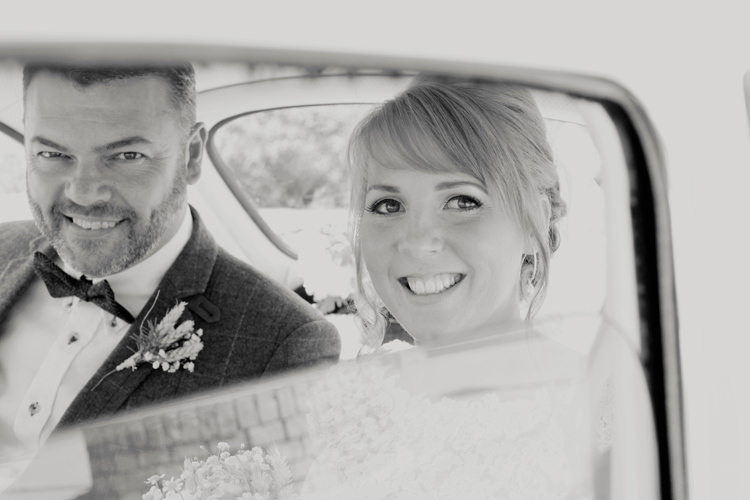 Casual Summer Outdoor Beach Wedding http://www.lifephotographic.com/