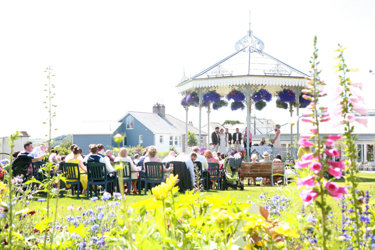 Princess Pavilions Cornwall Casual Summer Outdoor Beach Wedding http://www.lifephotographic.com/