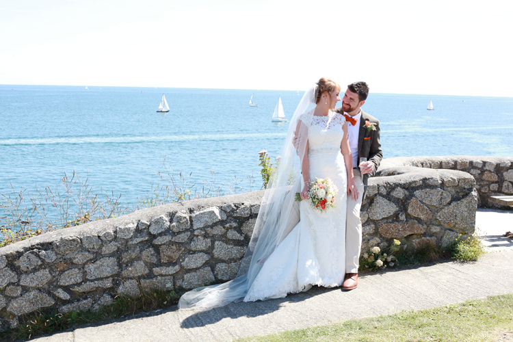 Casual Summer Outdoor Beach Wedding http://www.lifephotographic.com/