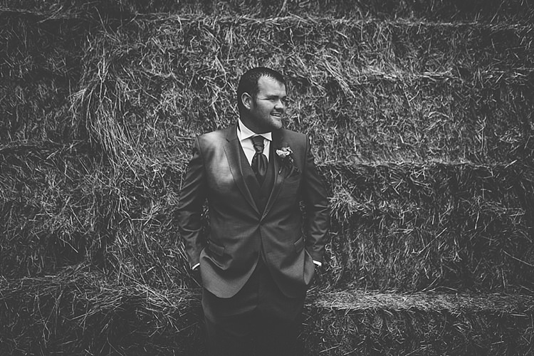 DIY Seaside Inspired Farm Wedding http://benjaminstuart.co.uk/