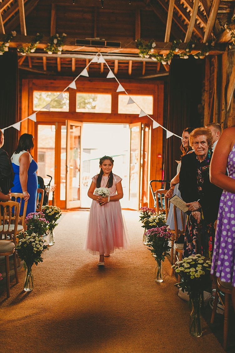 DIY Seaside Inspired Farm Wedding http://benjaminstuart.co.uk/