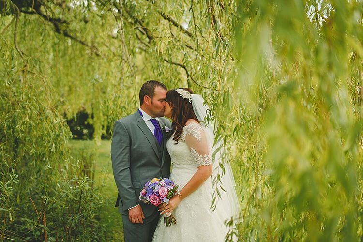 DIY Seaside Inspired Farm Wedding http://benjaminstuart.co.uk/