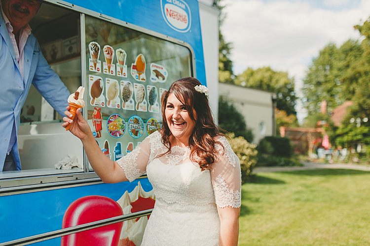 DIY Seaside Inspired Farm Wedding http://benjaminstuart.co.uk/