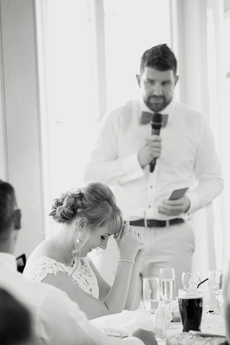 Casual Summer Outdoor Beach Wedding http://www.lifephotographic.com/