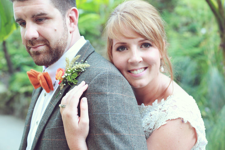 Casual Summer Outdoor Beach Wedding http://www.lifephotographic.com/