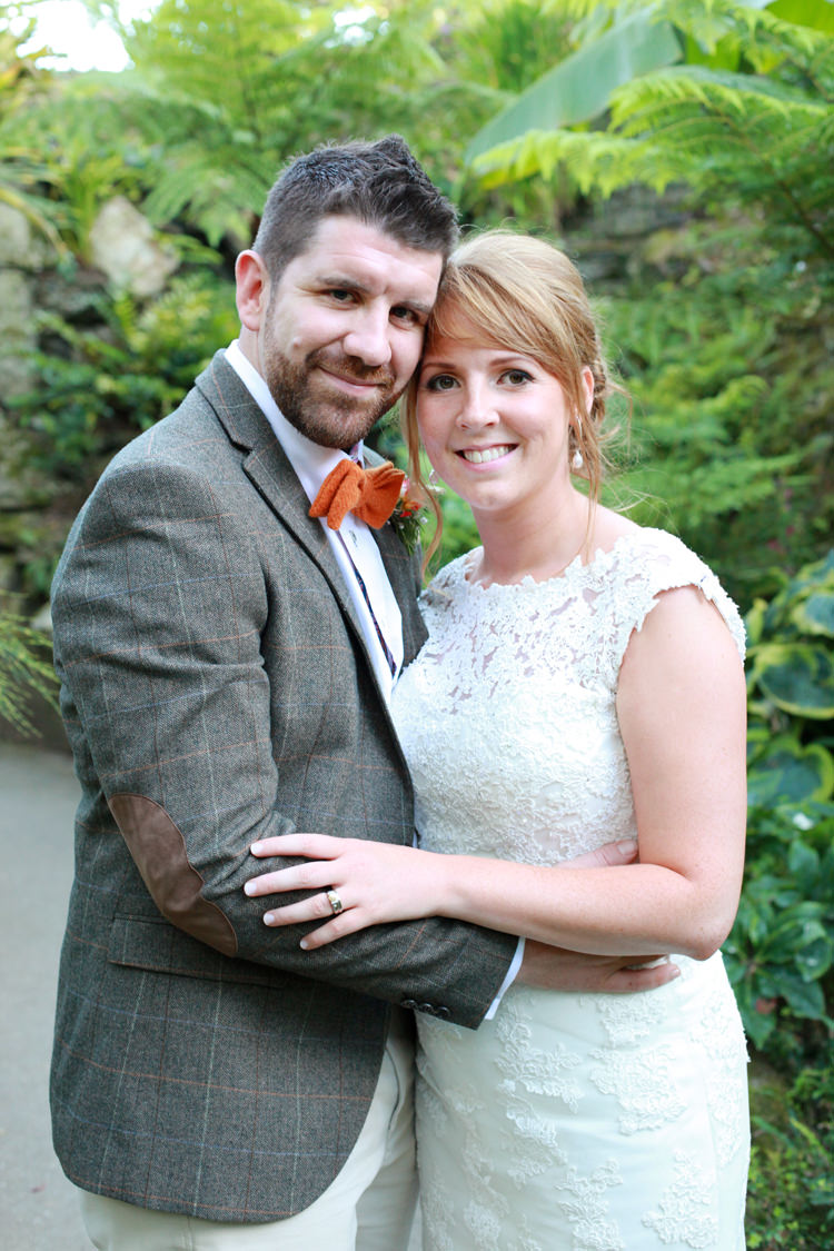 Casual Summer Outdoor Beach Wedding http://www.lifephotographic.com/