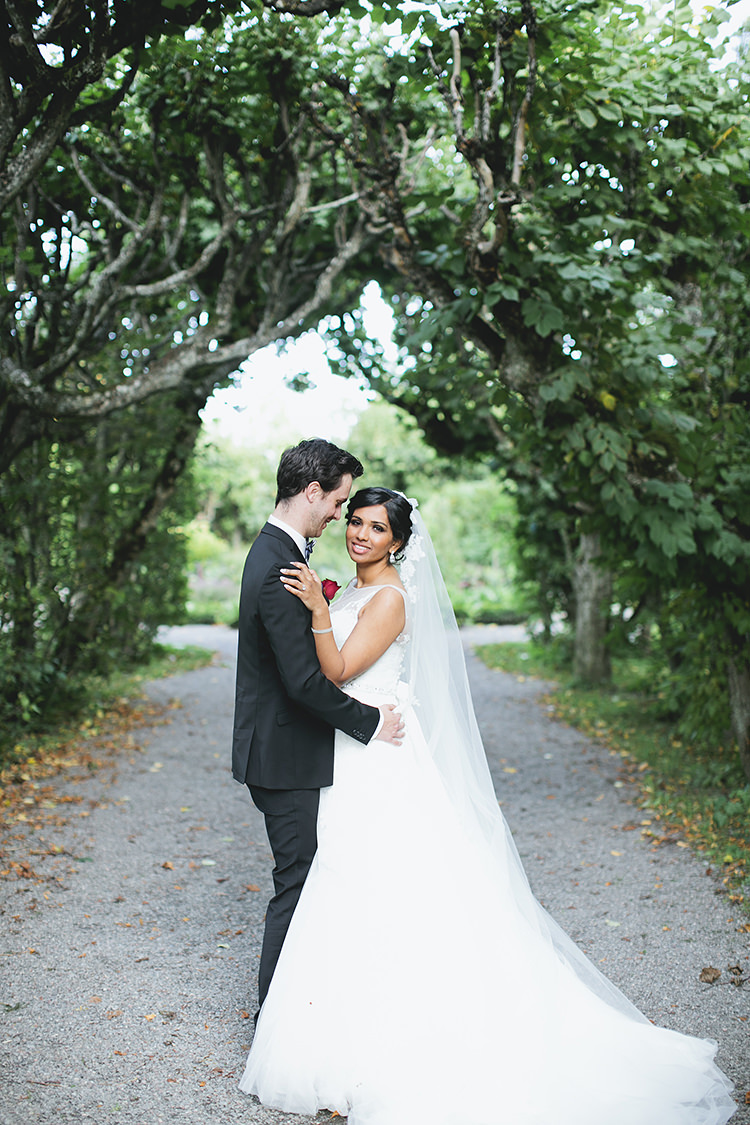 Grand Classic Beauty City Sweden Wedding http://smallpigart.se/en/