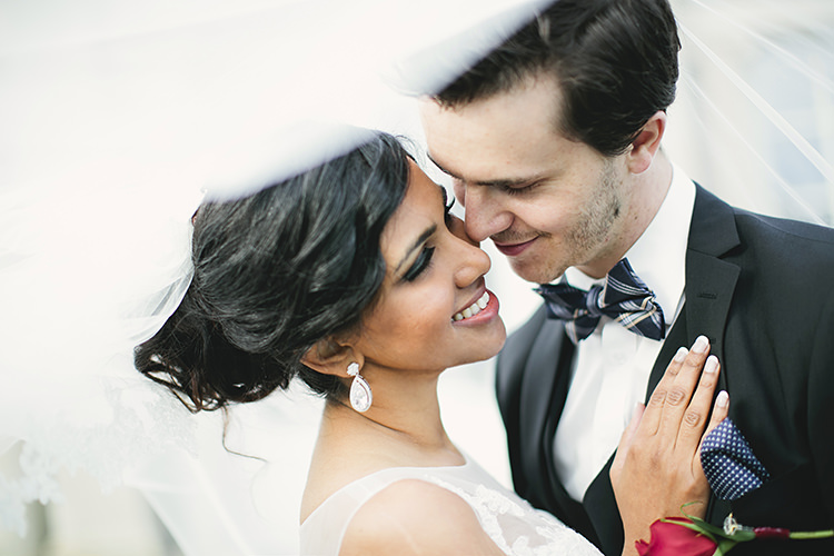 Grand Classic Beauty City Sweden Wedding http://smallpigart.se/en/
