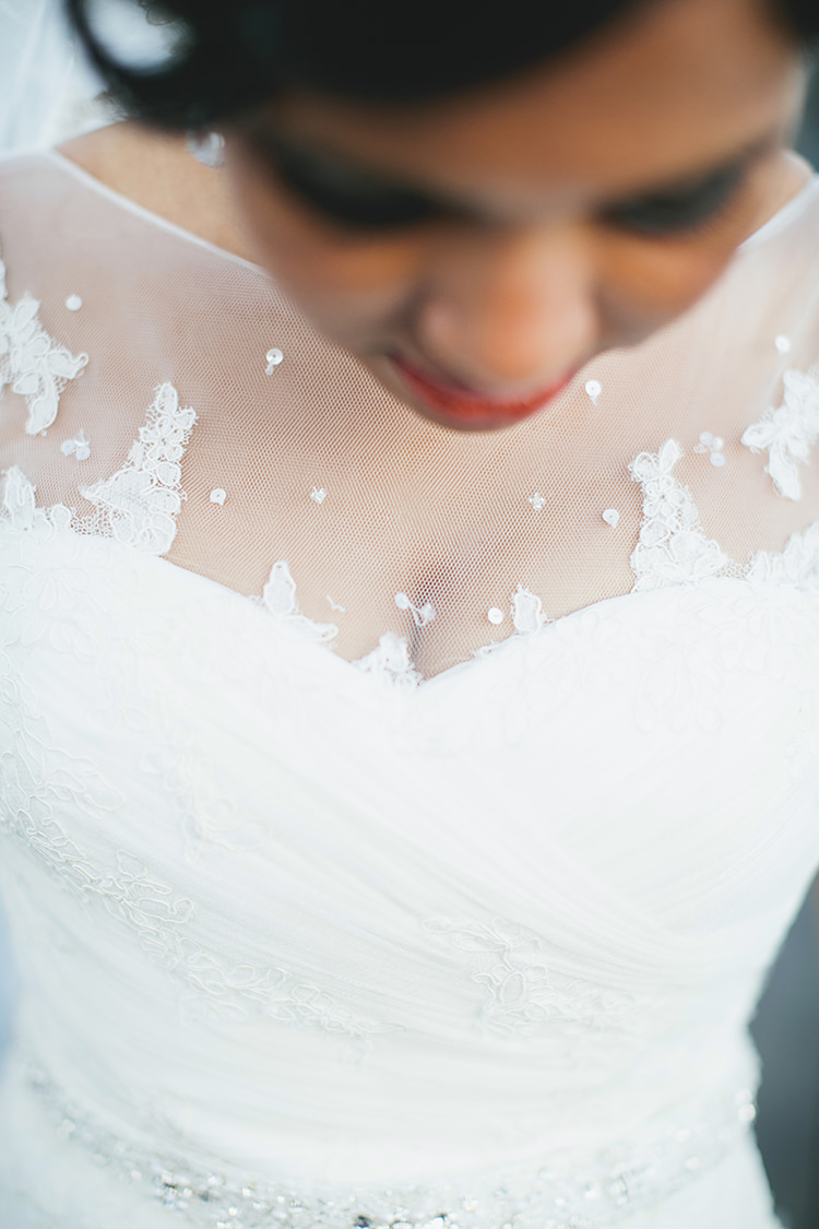 Lace Dress Gown Bride Bridal Sweetheart Grand Classic Beauty City Sweden Wedding http://smallpigart.se/en/