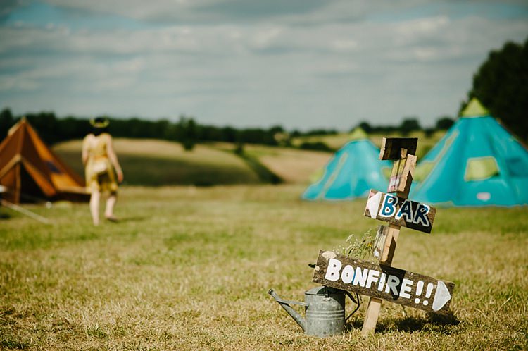 Crawfest Family Festival Wedding http://lilysawyer.com/