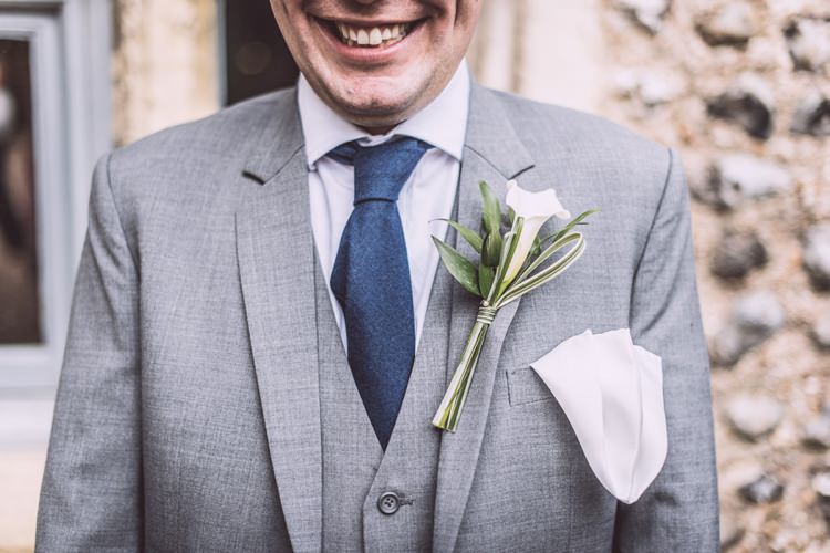 Cala Lily Buttonhole Masculine Simple Rustic Pub Wedding http://www.neilwilliamshaw.co.uk/