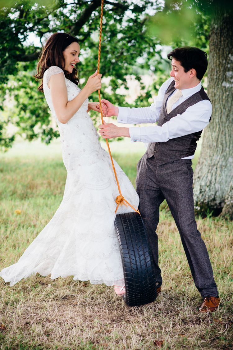 Sweet Hand Crafted Crochet Barn Wedding http://www.mariannechua.com/