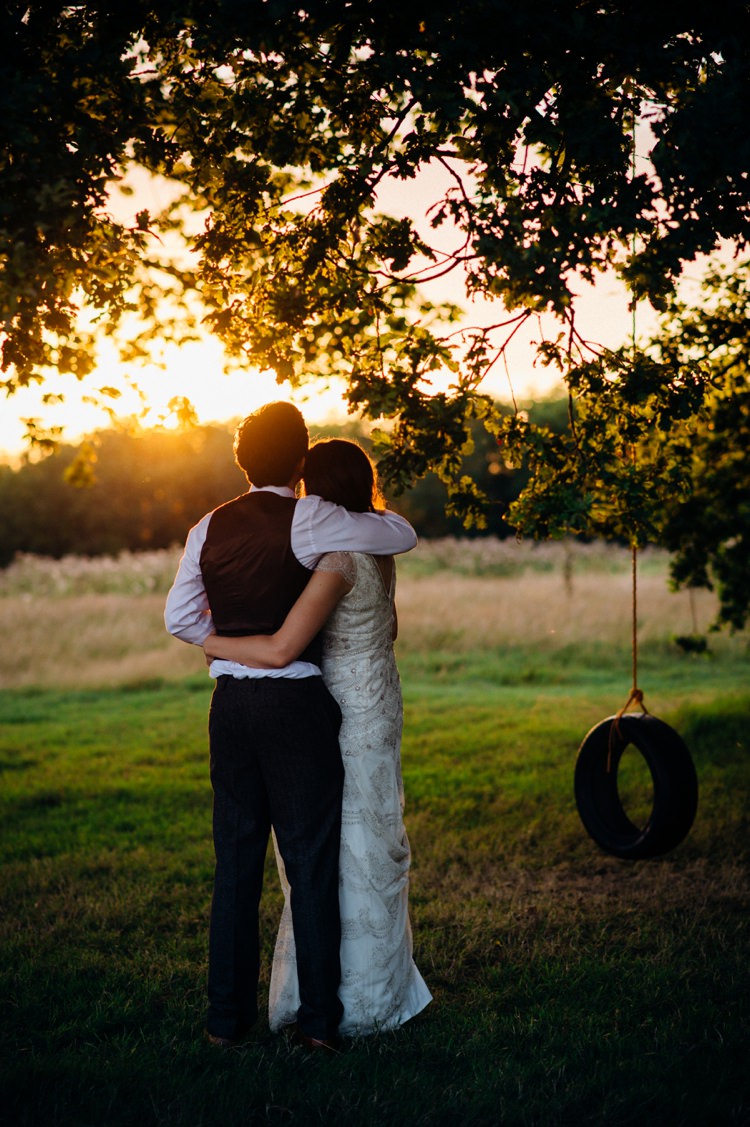 Sweet Hand Crafted Crochet Barn Wedding http://www.mariannechua.com/