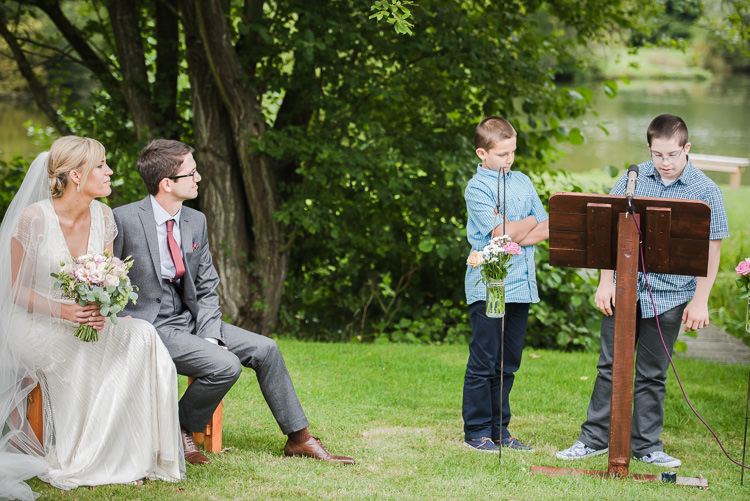 Outdoor Lakeside DIY Wedding http://julietmckeephotography.co.uk/