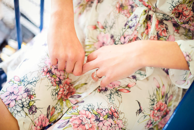 Outdoor Lakeside DIY Wedding http://julietmckeephotography.co.uk/