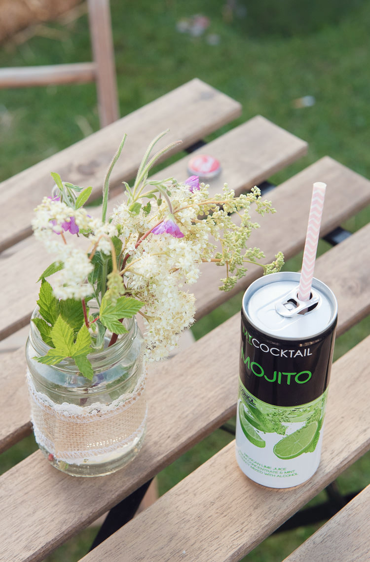 Outdoor Lakeside DIY Wedding http://julietmckeephotography.co.uk/