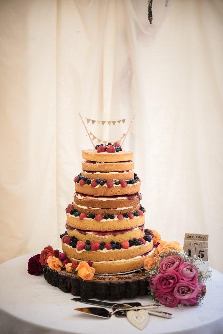 Naked Cake Sponge Layer Fruit Berries Bunting Topper Outdoor Lakeside DIY Wedding http://julietmckeephotography.co.uk/